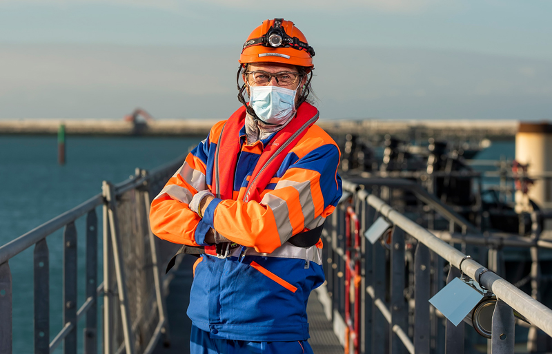Photos Portraits Collaborateur experts sur barge port Dunkerque